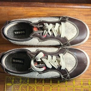 SOREL Mackenzie Brown Tan Wool Leather Outdoor Hiking Shoes Women’s size 8